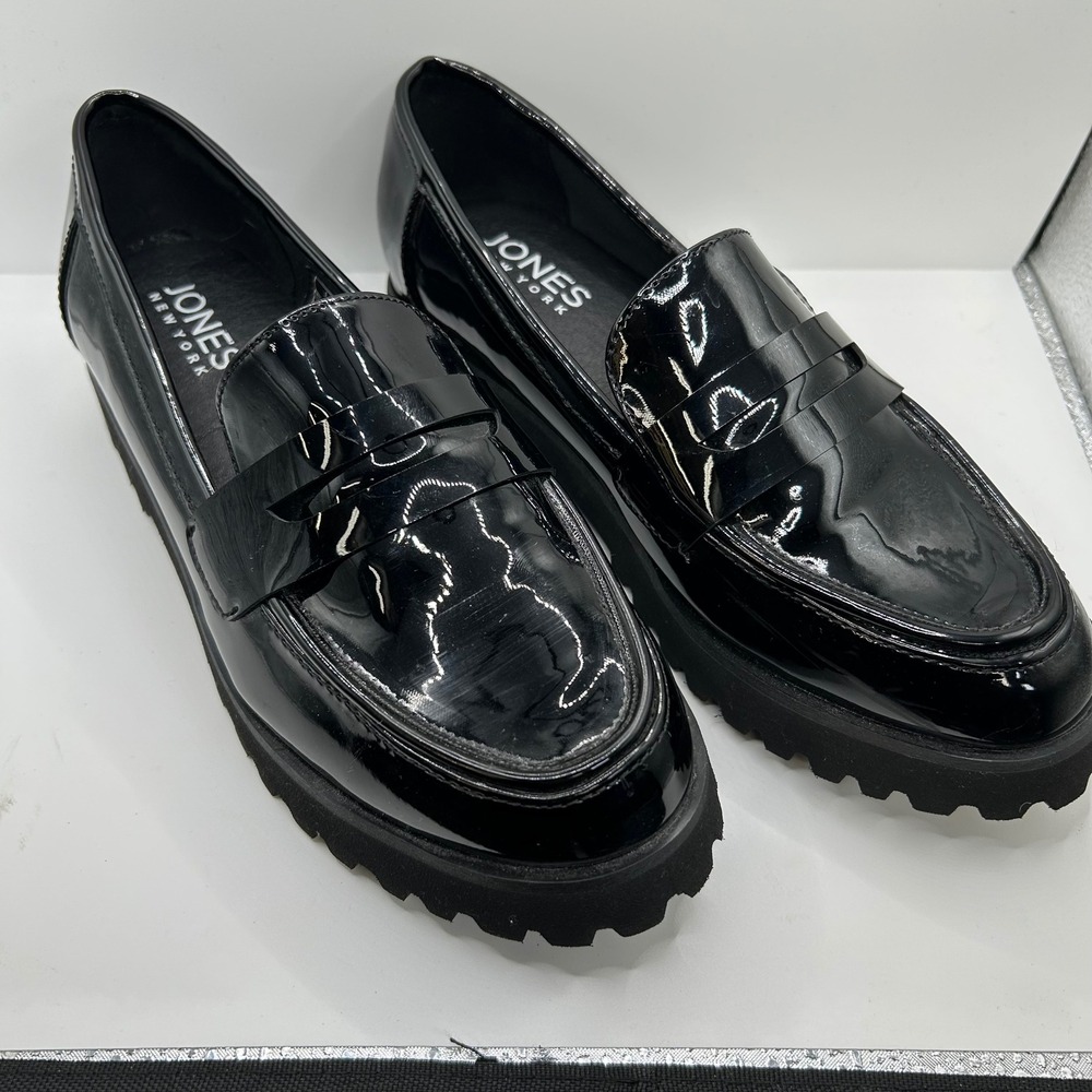 Jones New York Prizey Black Patent Lug Sole Penny Loafers Womens Size 6.5 Chunky